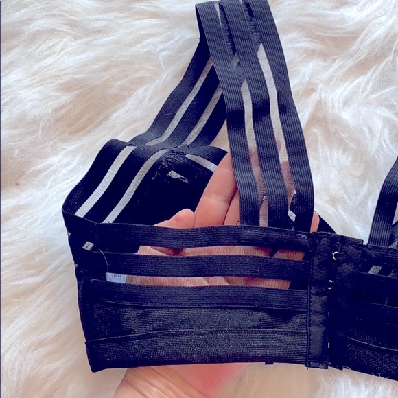 Fashion Nova Bra🔥 - Picture 4 of 7